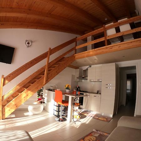 La Villa Gialla Aosta Exteriör bild