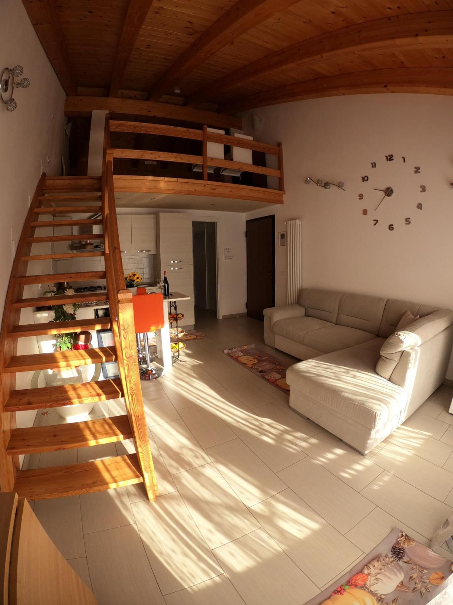 La Villa Gialla Aosta Exteriör bild